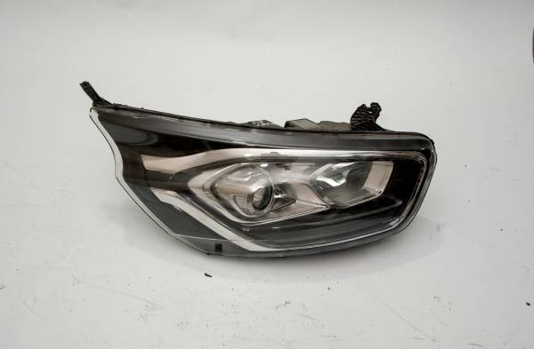 FORD CUSTOM 310 L 125 PS ÇIKMA PARÇA   2018 SONRASI ÖN FAR